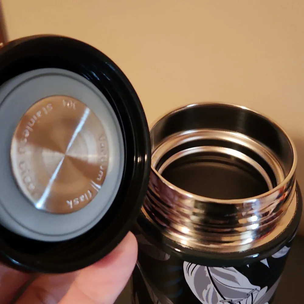 Lug Black and White Floral Thermos/water Bottle - Picture 6 of 10